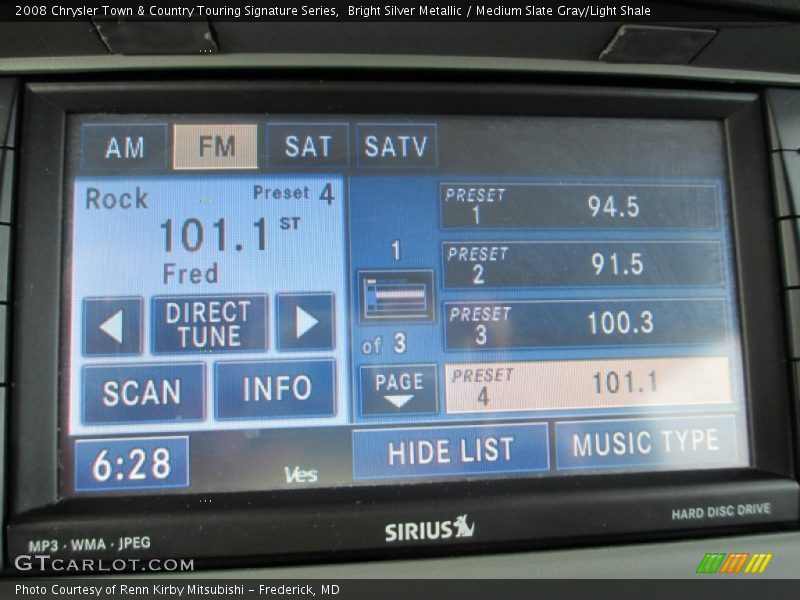 Bright Silver Metallic / Medium Slate Gray/Light Shale 2008 Chrysler Town & Country Touring Signature Series