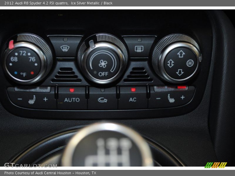 Ice Silver Metallic / Black 2012 Audi R8 Spyder 4.2 FSI quattro