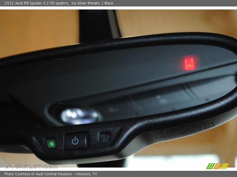 Ice Silver Metallic / Black 2012 Audi R8 Spyder 4.2 FSI quattro