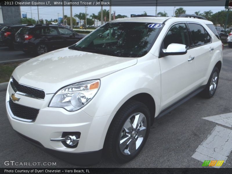 Front 3/4 View of 2013 Equinox LT