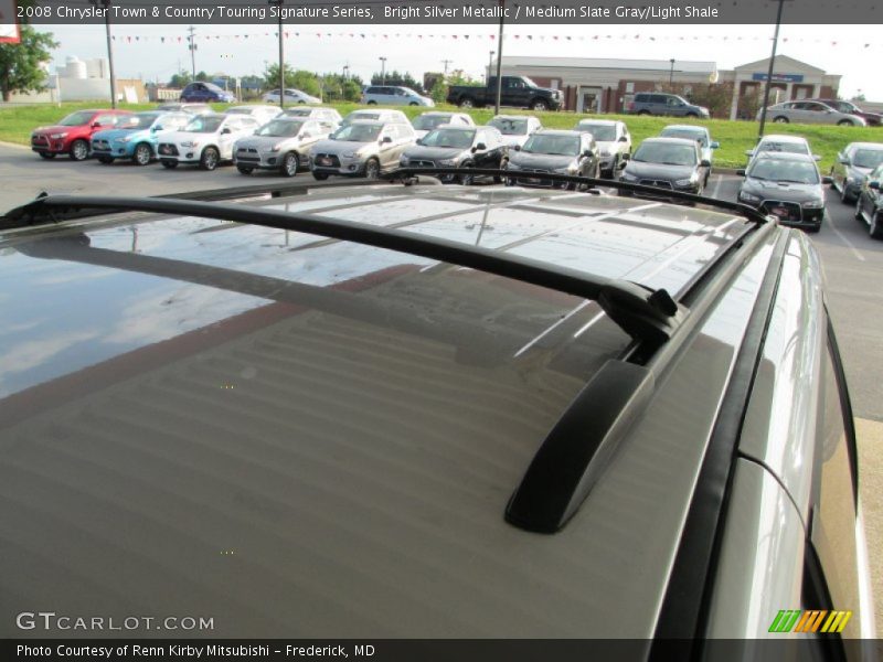 Bright Silver Metallic / Medium Slate Gray/Light Shale 2008 Chrysler Town & Country Touring Signature Series