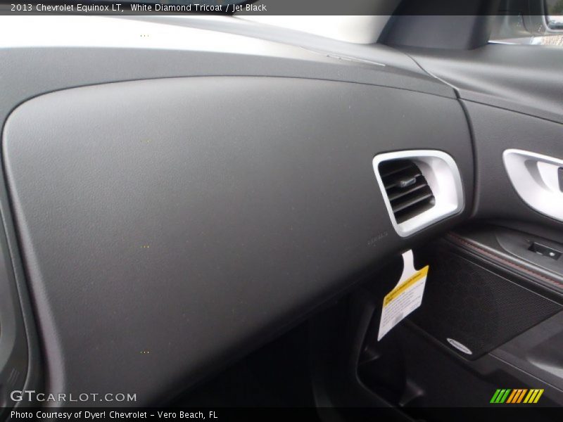 White Diamond Tricoat / Jet Black 2013 Chevrolet Equinox LT