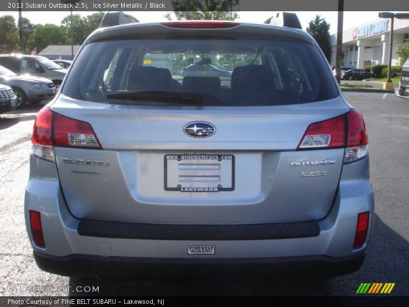 Ice Silver Metallic / Black 2013 Subaru Outback 2.5i