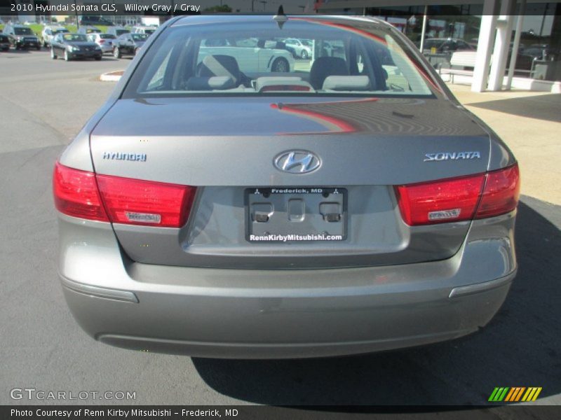 Willow Gray / Gray 2010 Hyundai Sonata GLS