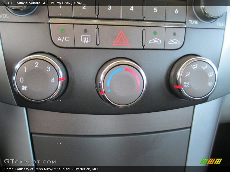 Willow Gray / Gray 2010 Hyundai Sonata GLS
