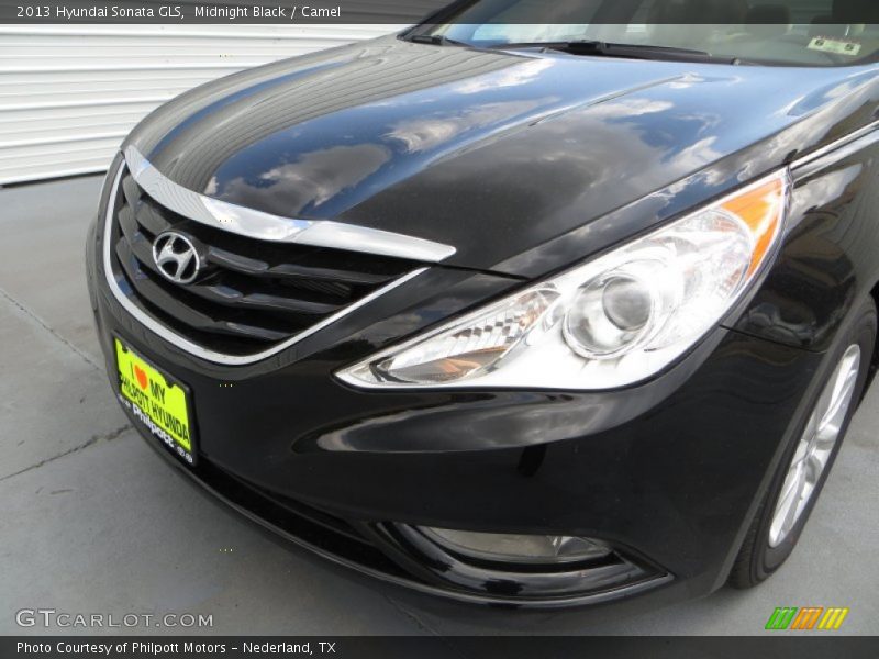 Midnight Black / Camel 2013 Hyundai Sonata GLS
