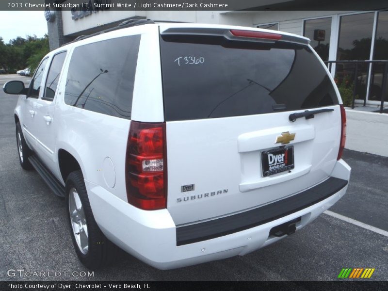 Summit White / Light Cashmere/Dark Cashmere 2013 Chevrolet Suburban LT