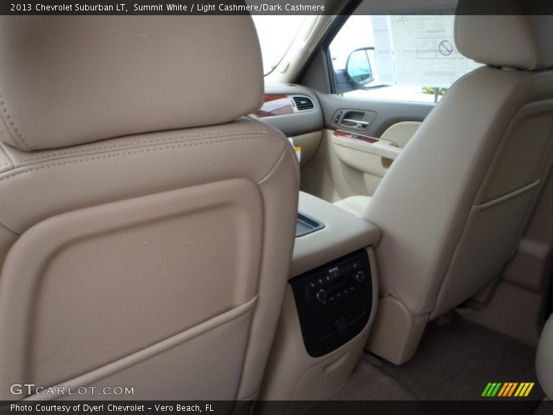 Summit White / Light Cashmere/Dark Cashmere 2013 Chevrolet Suburban LT