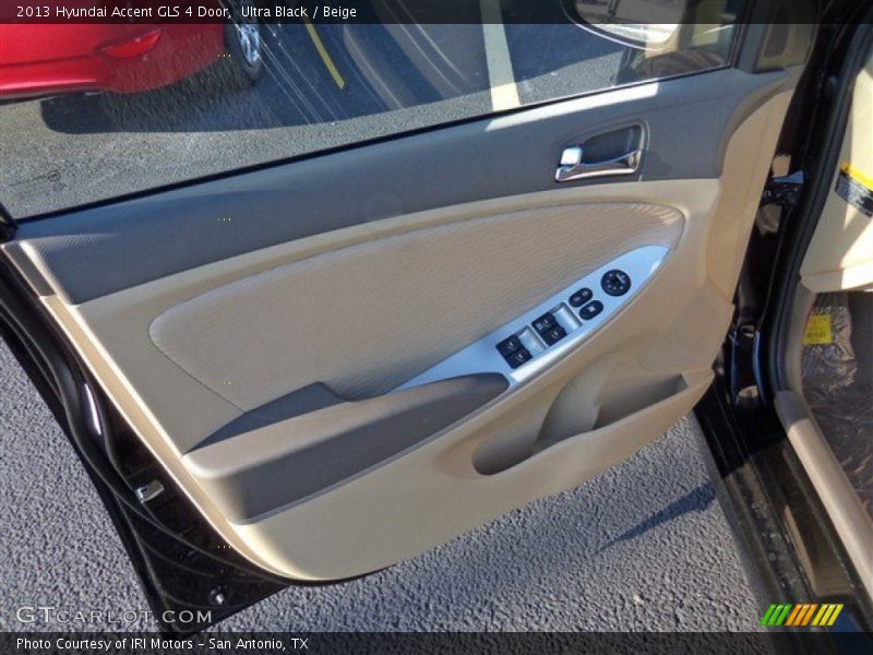 Ultra Black / Beige 2013 Hyundai Accent GLS 4 Door