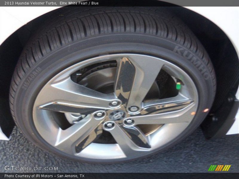 Elite White Pearl / Blue 2013 Hyundai Veloster Turbo