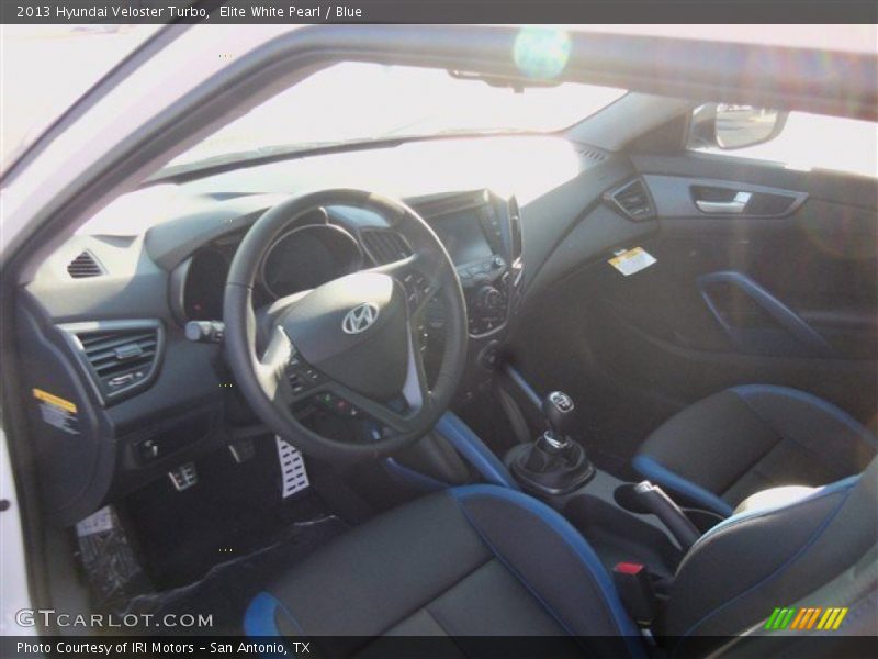 Elite White Pearl / Blue 2013 Hyundai Veloster Turbo