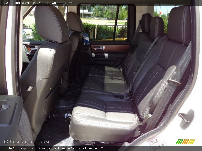 Fuji White / Ebony 2013 Land Rover LR4 HSE