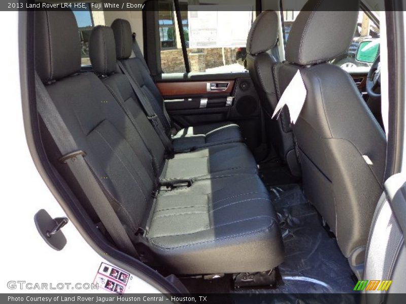 Fuji White / Ebony 2013 Land Rover LR4 HSE