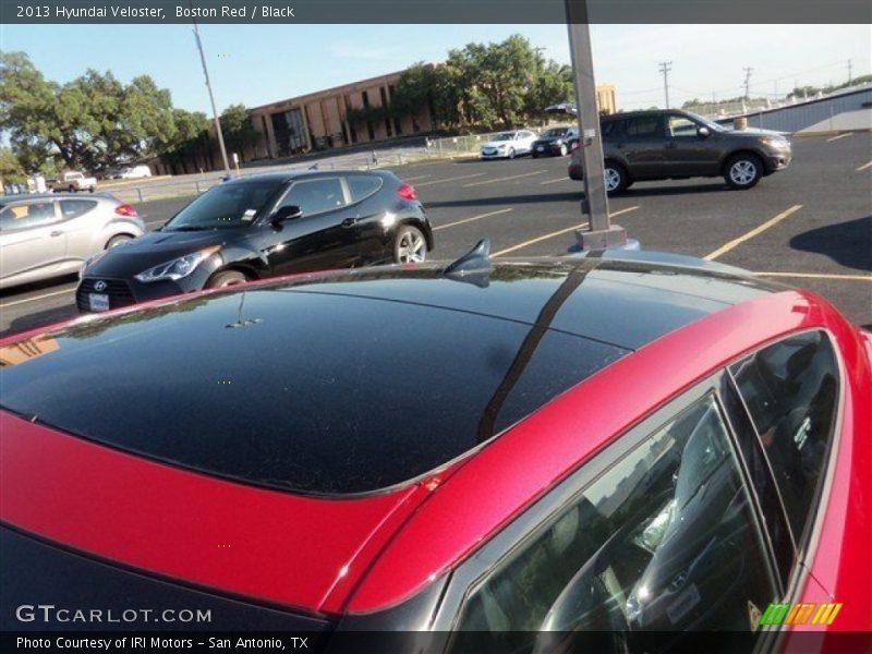 Boston Red / Black 2013 Hyundai Veloster