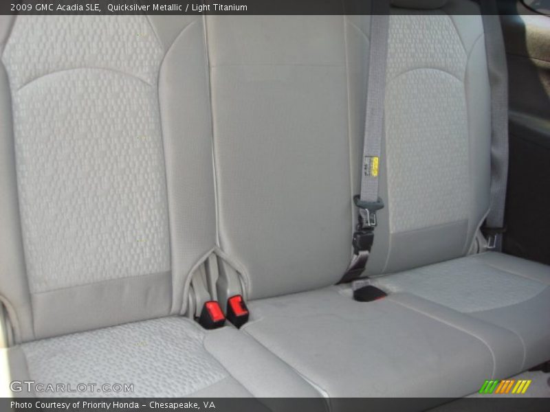 Quicksilver Metallic / Light Titanium 2009 GMC Acadia SLE