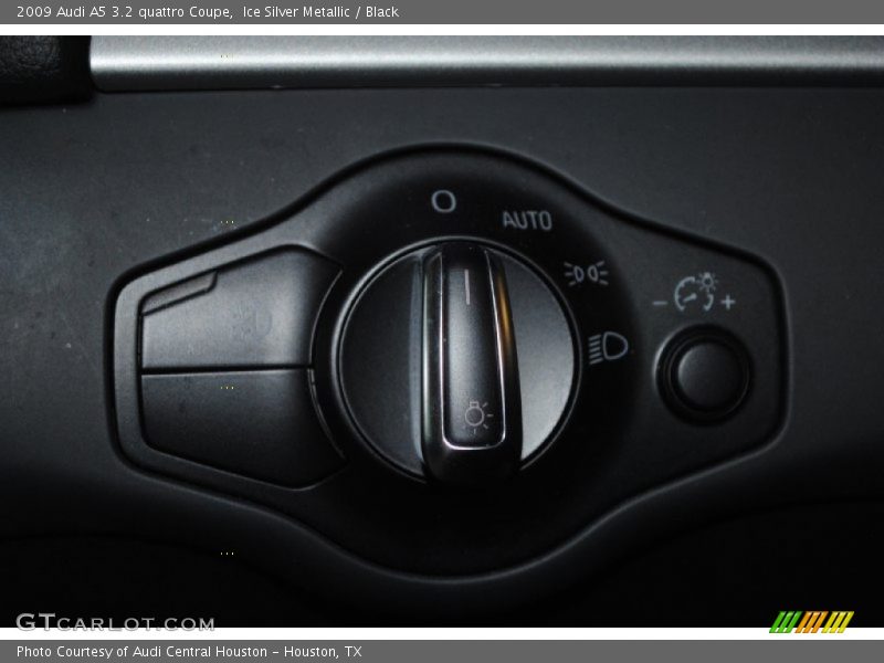 Ice Silver Metallic / Black 2009 Audi A5 3.2 quattro Coupe