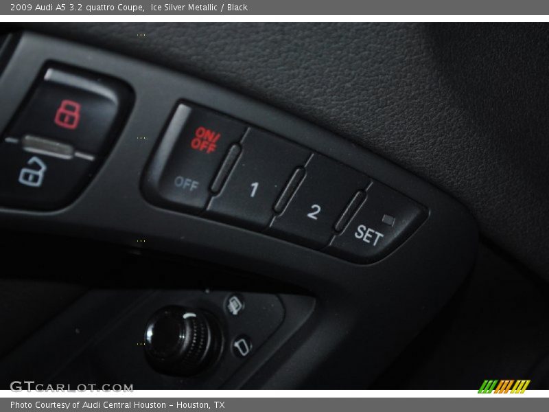 Ice Silver Metallic / Black 2009 Audi A5 3.2 quattro Coupe
