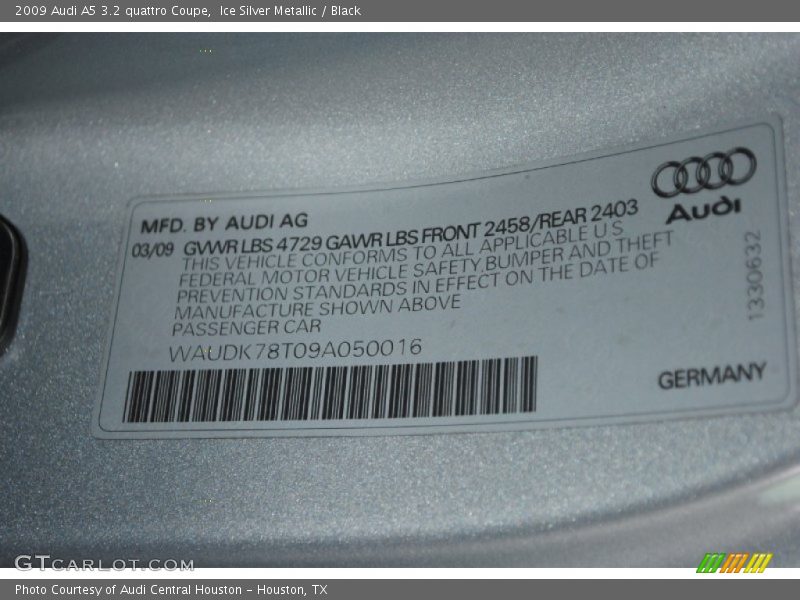 Ice Silver Metallic / Black 2009 Audi A5 3.2 quattro Coupe