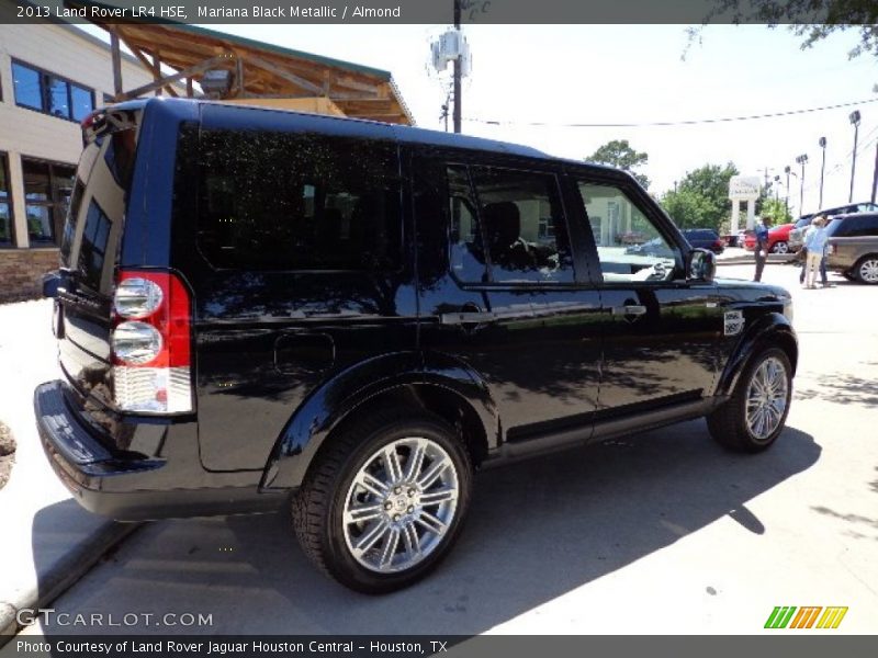 Mariana Black Metallic / Almond 2013 Land Rover LR4 HSE
