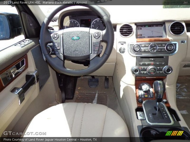Mariana Black Metallic / Almond 2013 Land Rover LR4 HSE