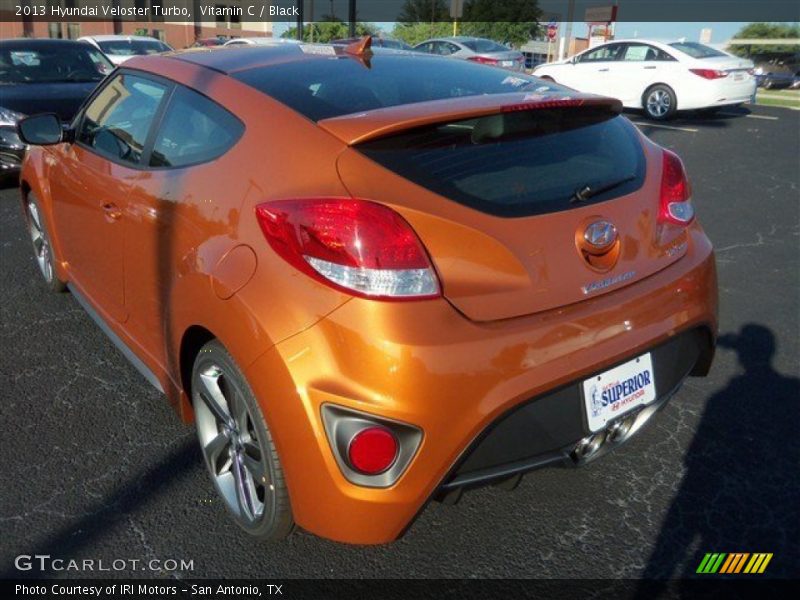 Vitamin C / Black 2013 Hyundai Veloster Turbo