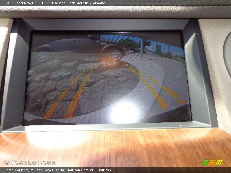 Mariana Black Metallic / Almond 2013 Land Rover LR4 HSE