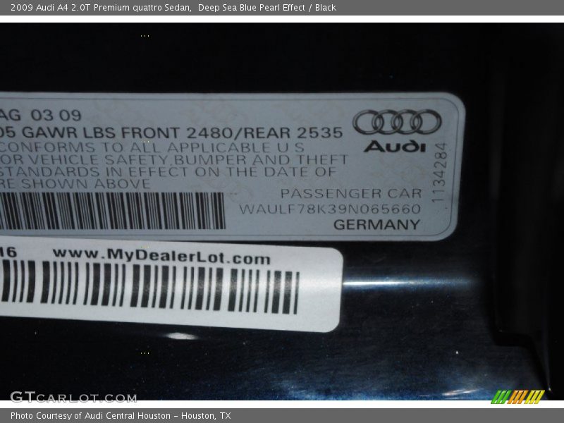 Deep Sea Blue Pearl Effect / Black 2009 Audi A4 2.0T Premium quattro Sedan