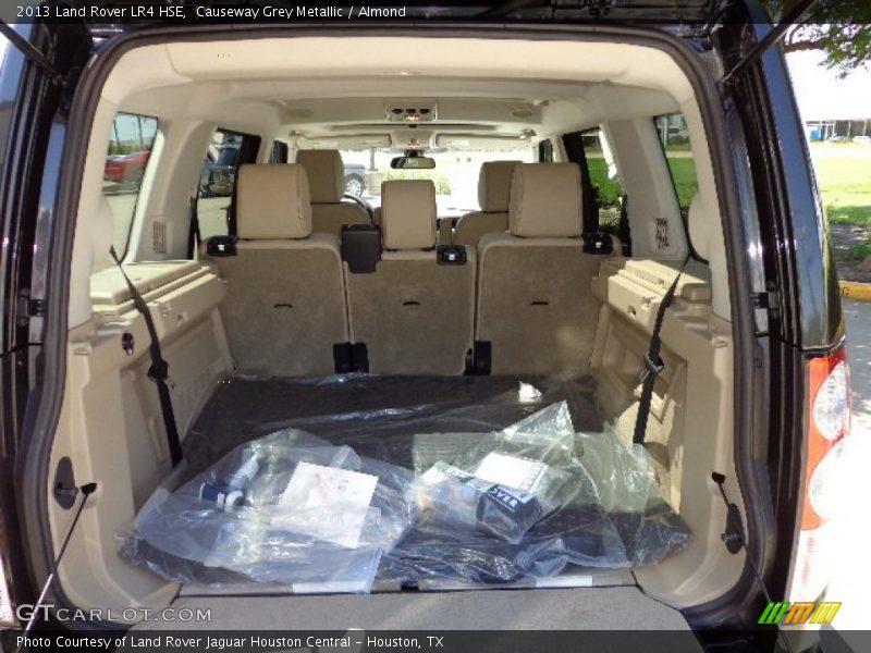  2013 LR4 HSE Trunk