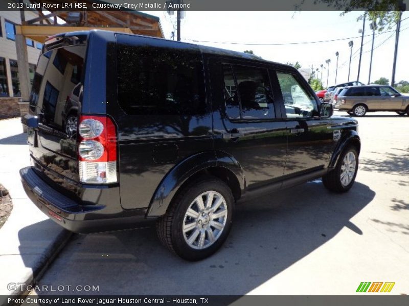 Causeway Grey Metallic / Almond 2013 Land Rover LR4 HSE