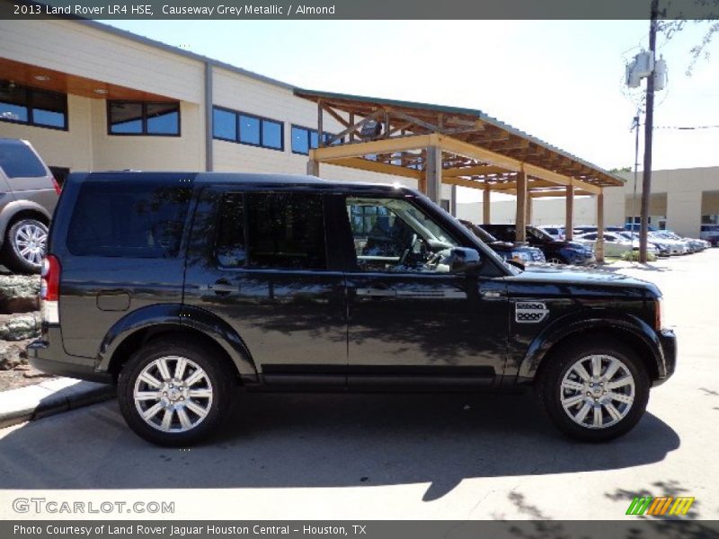 Causeway Grey Metallic / Almond 2013 Land Rover LR4 HSE