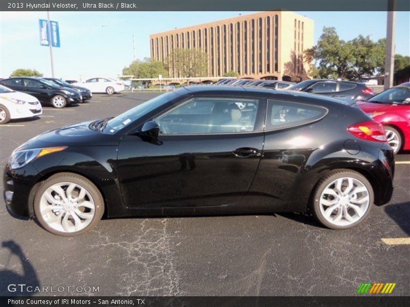 Ultra Black / Black 2013 Hyundai Veloster