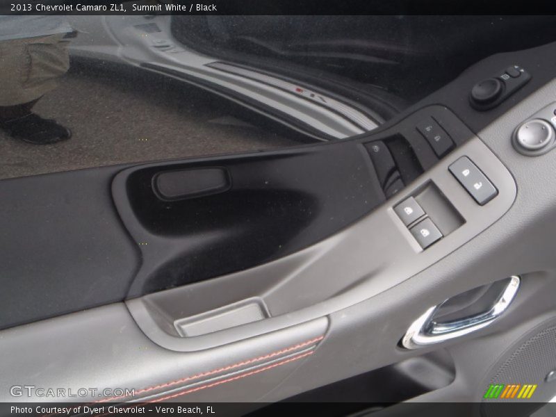 Summit White / Black 2013 Chevrolet Camaro ZL1