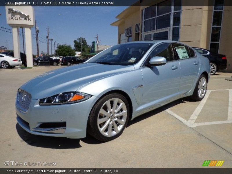 Front 3/4 View of 2013 XF 3.0