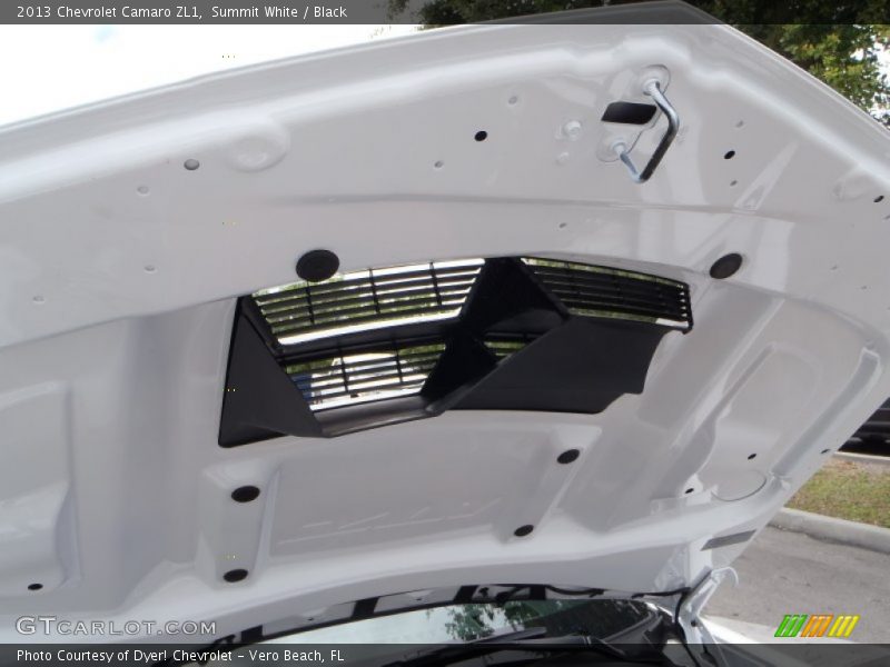 Summit White / Black 2013 Chevrolet Camaro ZL1