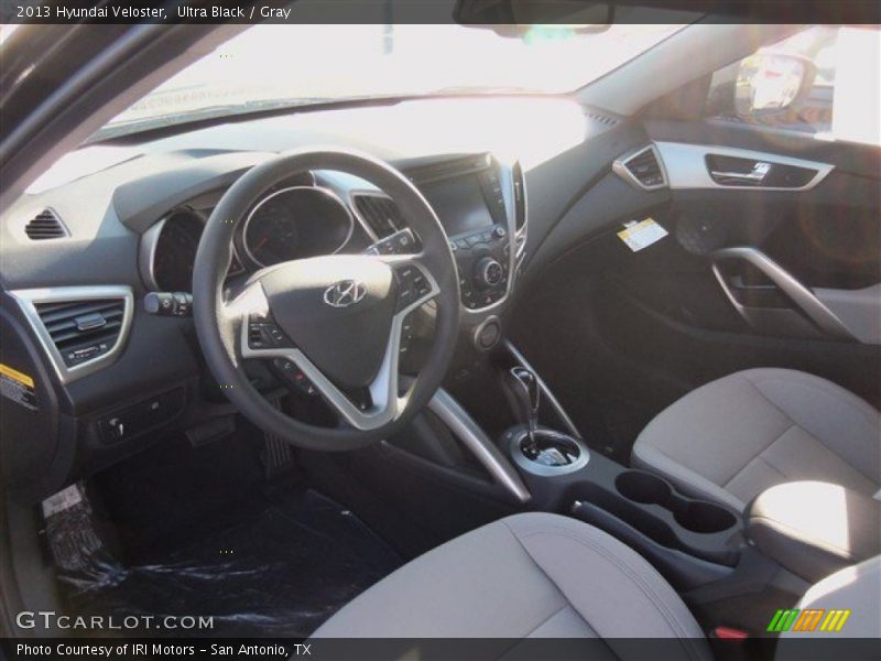 Ultra Black / Gray 2013 Hyundai Veloster