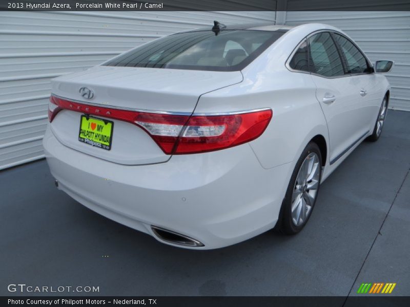 Porcelain White Pearl / Camel 2013 Hyundai Azera