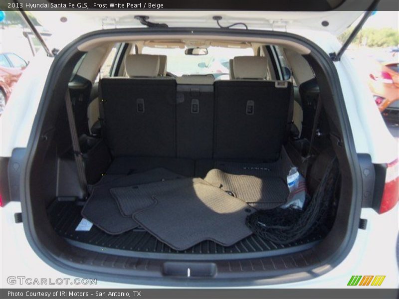 Frost White Pearl / Beige 2013 Hyundai Santa Fe GLS
