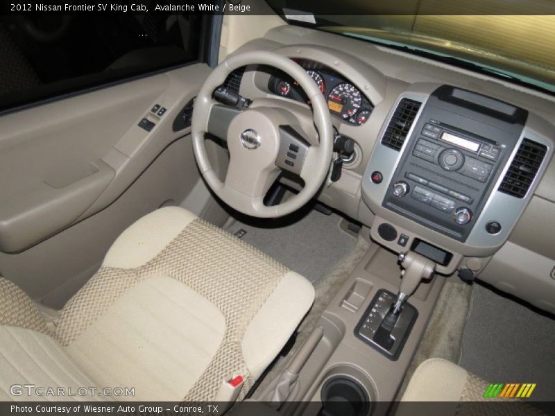Avalanche White / Beige 2012 Nissan Frontier SV King Cab