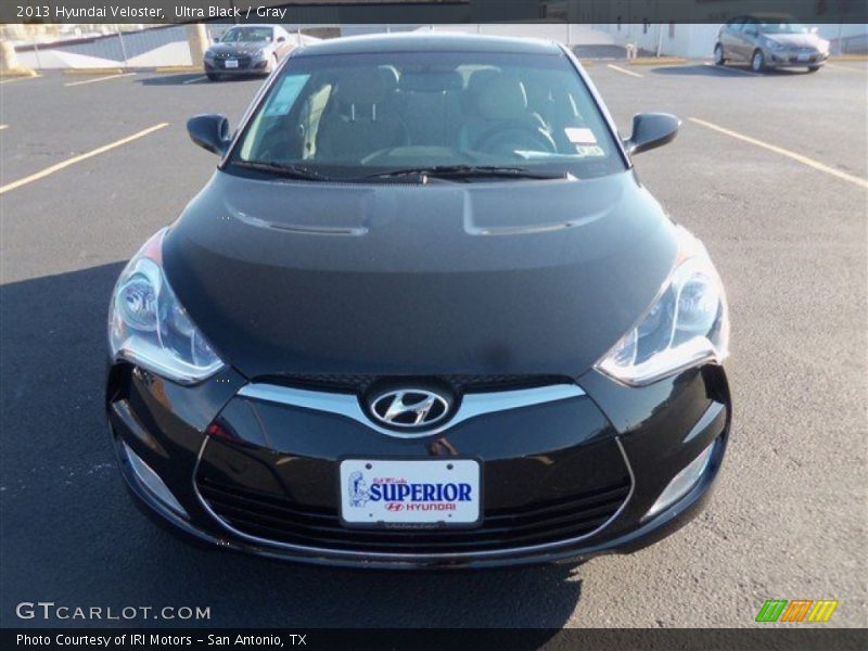 Ultra Black / Gray 2013 Hyundai Veloster