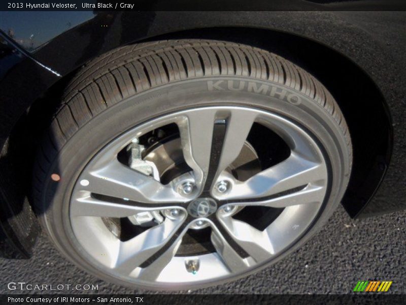 Ultra Black / Gray 2013 Hyundai Veloster