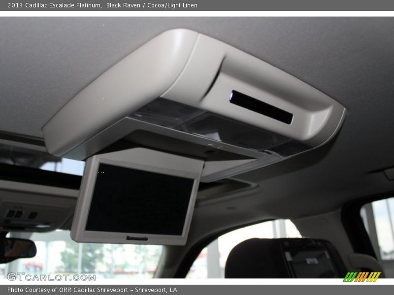 Entertainment System of 2013 Escalade Platinum