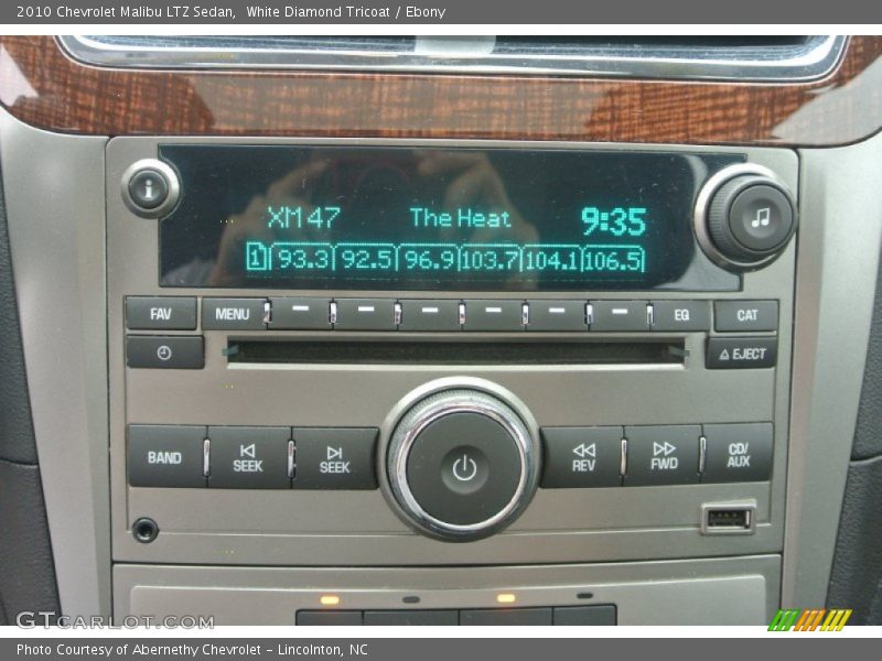 White Diamond Tricoat / Ebony 2010 Chevrolet Malibu LTZ Sedan