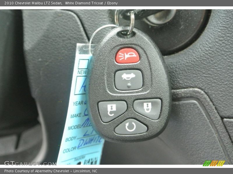White Diamond Tricoat / Ebony 2010 Chevrolet Malibu LTZ Sedan
