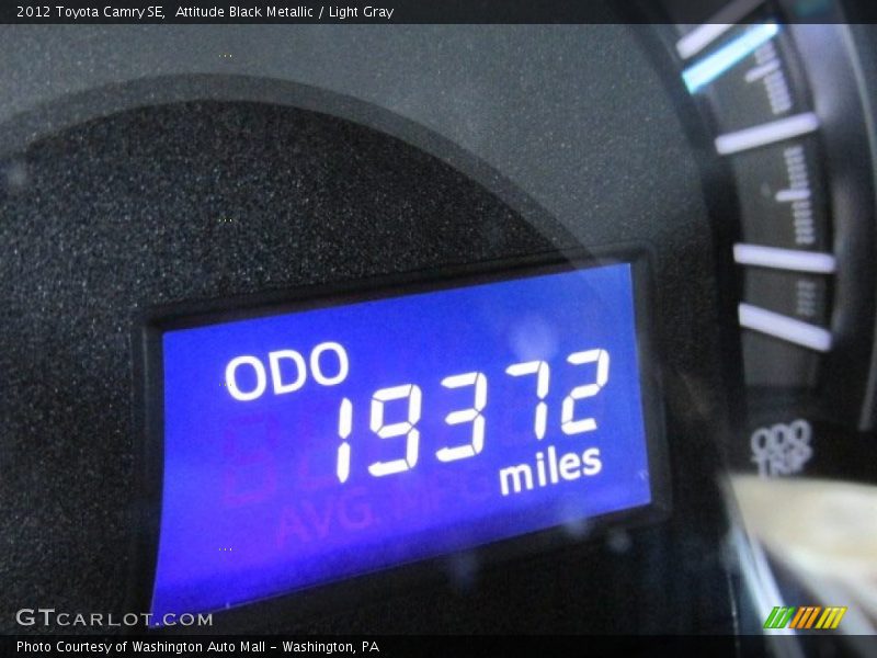 Attitude Black Metallic / Light Gray 2012 Toyota Camry SE