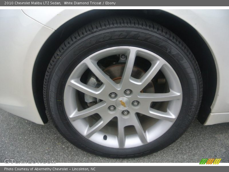 White Diamond Tricoat / Ebony 2010 Chevrolet Malibu LTZ Sedan