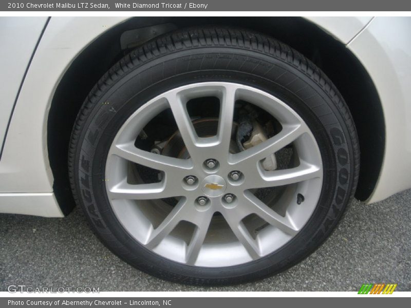 White Diamond Tricoat / Ebony 2010 Chevrolet Malibu LTZ Sedan