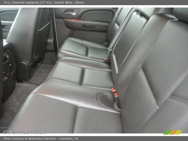 Summit White / Ebony 2011 Chevrolet Avalanche LTZ 4x4