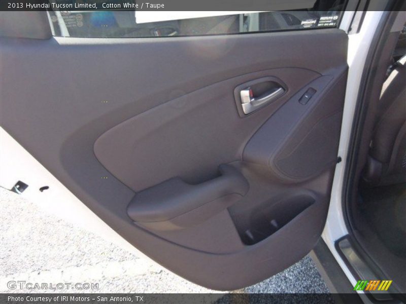 Cotton White / Taupe 2013 Hyundai Tucson Limited