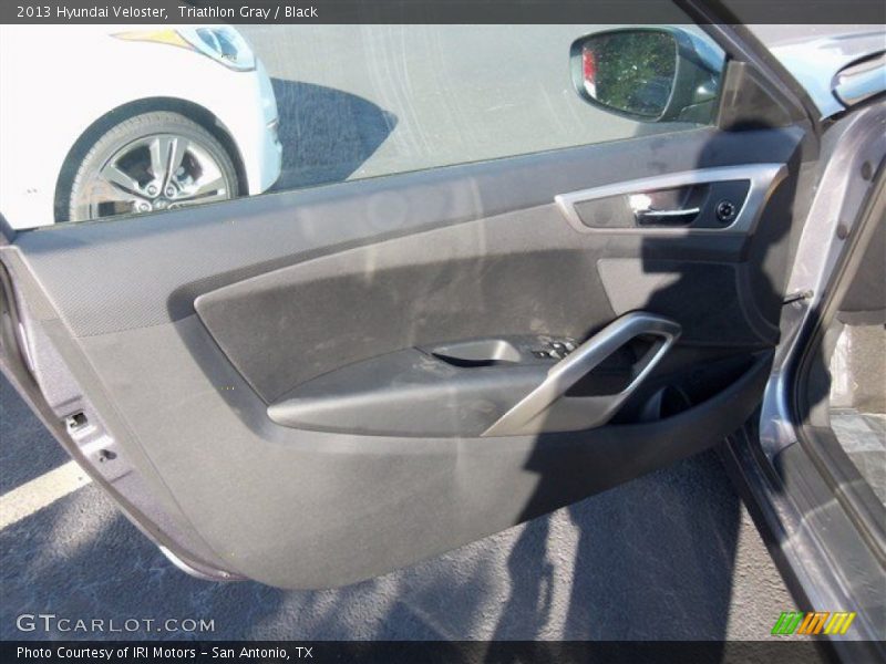Triathlon Gray / Black 2013 Hyundai Veloster