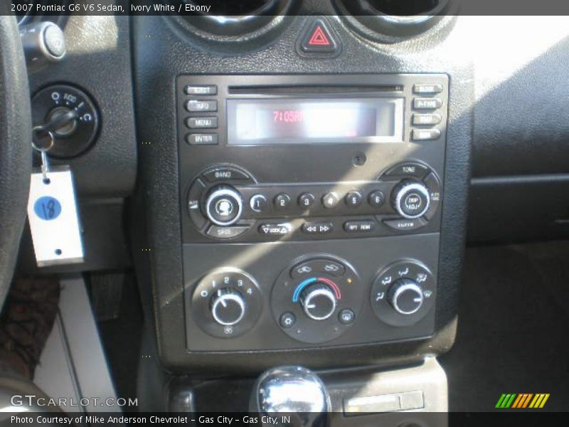 Ivory White / Ebony 2007 Pontiac G6 V6 Sedan